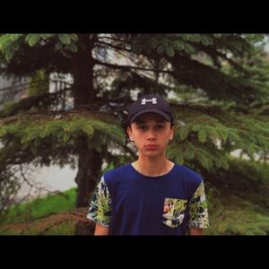 Meet your Posher, Hakim